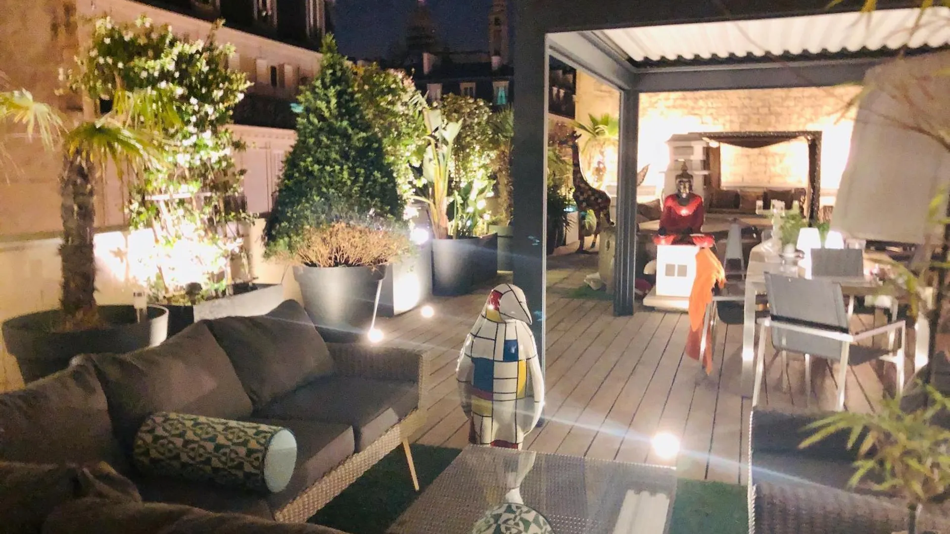 Beautiful Place With Breathtaking Private Rooftop Terrace 210M2 In City Of Love Paris 0*,